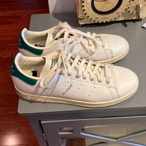 EUC Adidas Stan Smith Dr. Doom